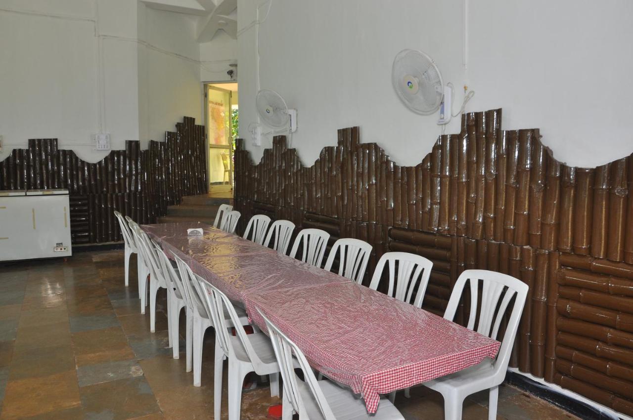 Koyna Lake Resort Koynanagar Exteriör bild